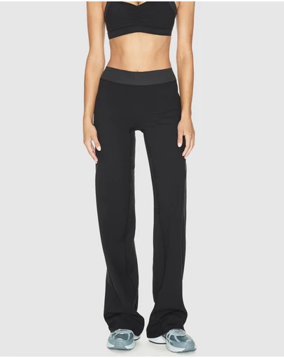 437 - The Motion Pants