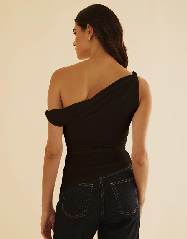 Atmos&Here - Twisted Off Shoulder Top