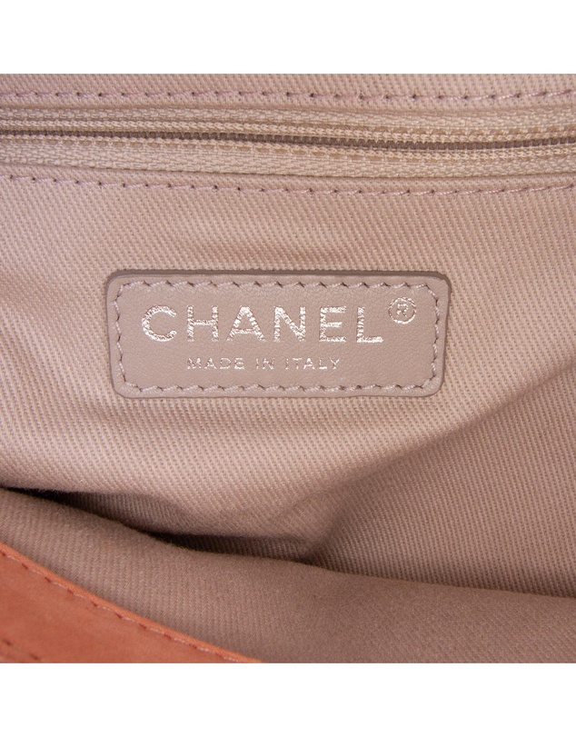 Pre-Loved by Azura Reborn - Pre-Loved Small Iridescent Calfskin Sea Hit Tote
