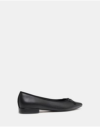 Therapy - Yazmina Pointed Flats