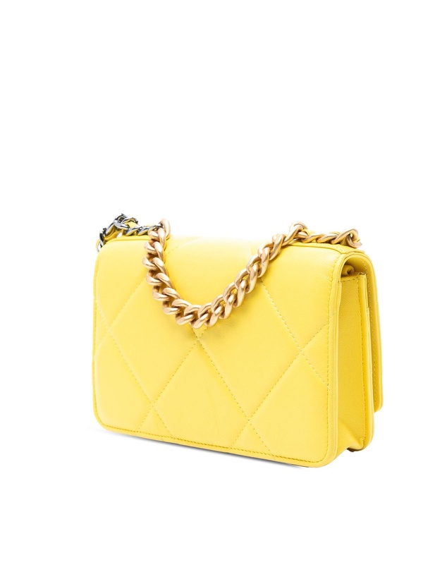 Pre-Loved by Azura Reborn - Pre-Loved Quilted Lambskin 19 Wallet on Chain