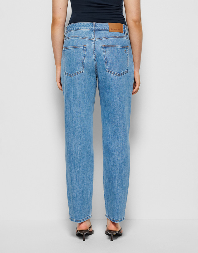 Commonry - The Mid Rise Slim Jean
