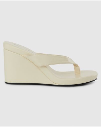 IVORY CRINKLE PATENT