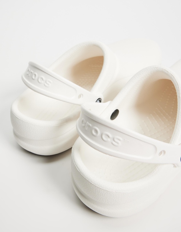 Crocs - Bistro Clogs - Unisex