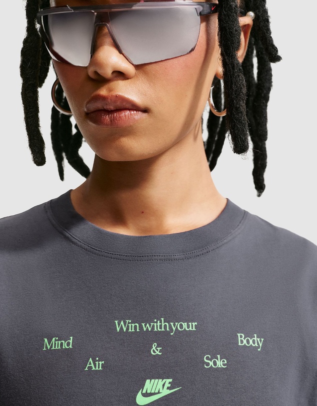 Nike - Sportswear Classic SS Boyfriend Tee