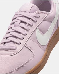 Nike - Field General - Women's