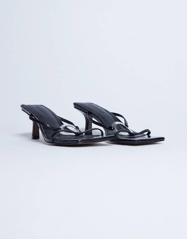 TOPSHOP - Alice Hardware Square Toe Heeled Mules