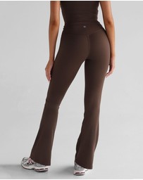 Leelo Active - Classic Flared Leggings