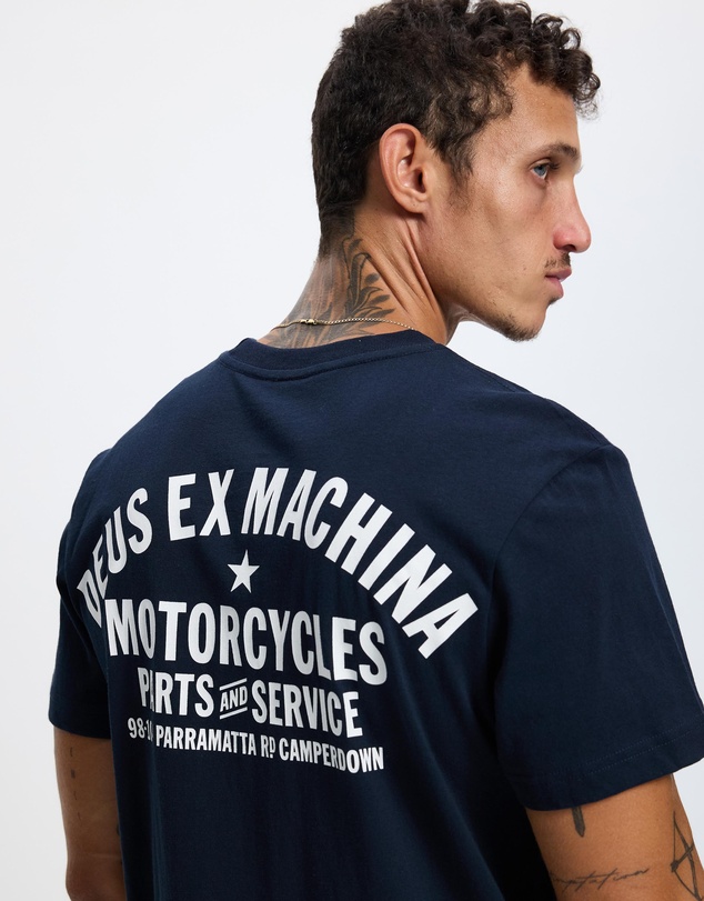 Deus Ex Machina - Camperdown Tee