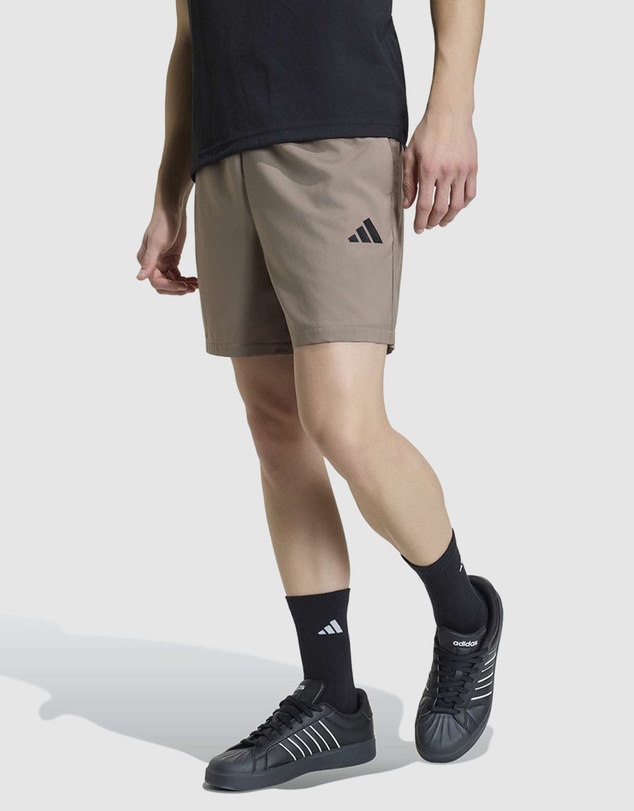 adidas Sportswear - Essentials Small Logo Chelsea Shorts