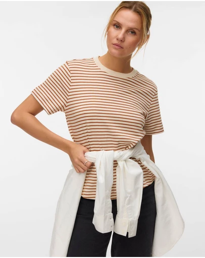 Vero Moda - Jada Naima T-Shirt