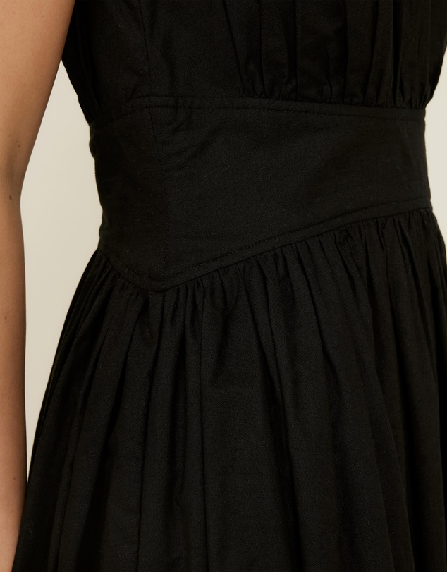 The Fated - Gallery Sleeveless Waisted Midi Dress