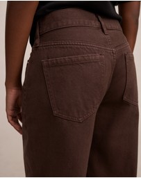 Forever New Petite - Emma Petite Mid Rise Barrel Jeans