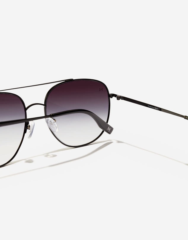 Hawkers Co - HAWKERS - Black Iron SWAG Sunglasses for Men and Women UV400