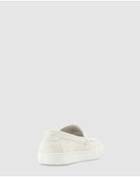yd. - Belfast Slip On Shoe