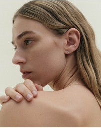 Kirstin Ash - Abode Heart Studs