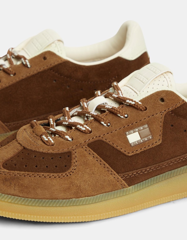 Tommy Hilfiger - TJ the Greenwich Edge Suede Sneakers - Women's