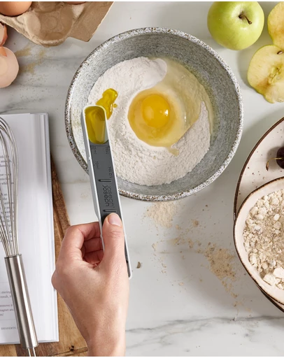 Joseph Joseph - Measure-Up™ Adjustable Measuring Spoon (Blue)