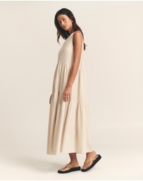 ST MRLO - Remi Tiered Dress