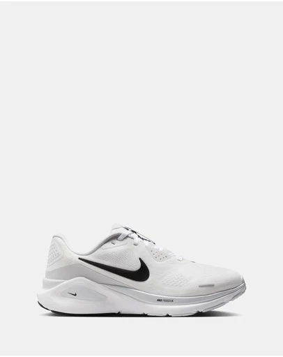 Nike - Structure 26 - Women's