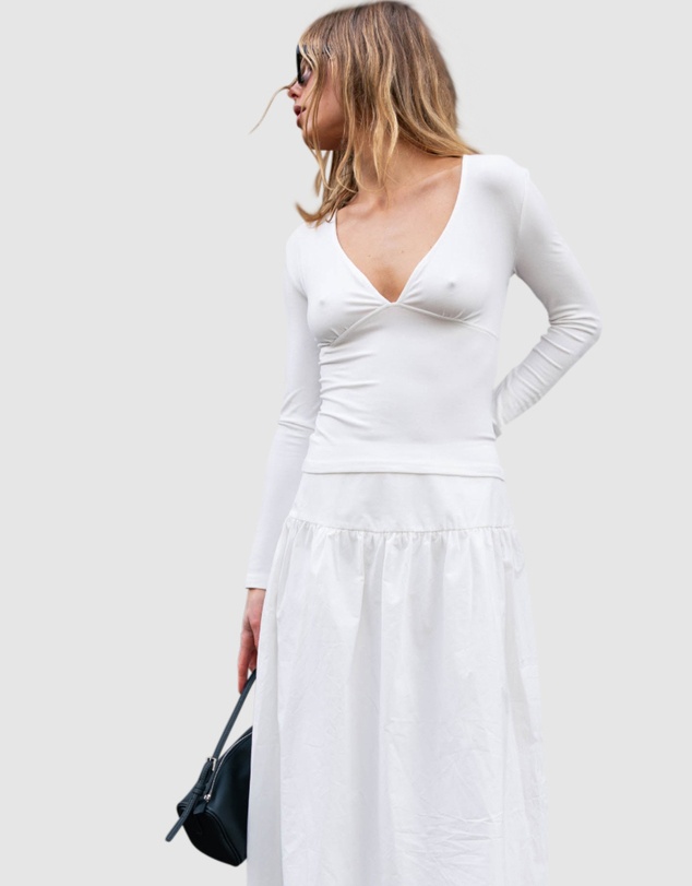 Style Addict - V Neck Long Sleeve Top