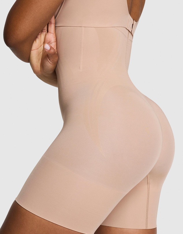 Spanx - High Waist Mid Thigh Shorts
