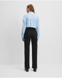 Country Road - High Rise Straight Jean