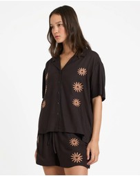 Volcom - Womens Florez II Short Sleeve Shirt
