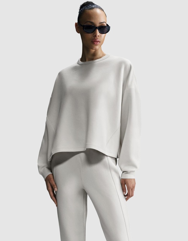 Nike - 24.7 ImpossiblySoft Dri-FIT Oversized Crew-Neck Top