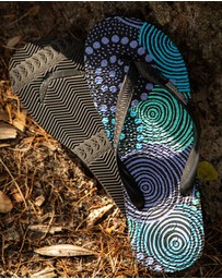 Boomerangz Footwear - Men's Saltwater Dreamtime Thongs 01 with arch support and 2 x interchangeable straps