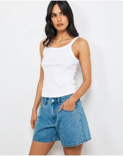 AERE - Liv Mid Rise Relaxed Shorts