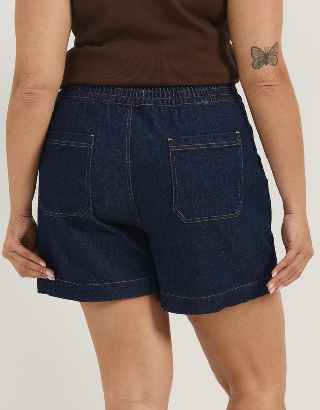 Atmos&Here Curvy - Samira Relaxed Denim Shorts
