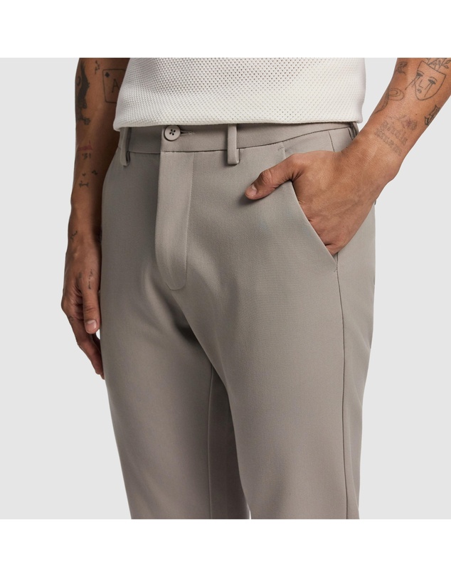 yd. - Energy Hyper Stretch Skinny Chino