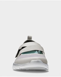 Vionic - Pace Slip-On Sneaker - Grey