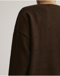 Atmos&Here Curvy - Teo V Neck Knit Jumper