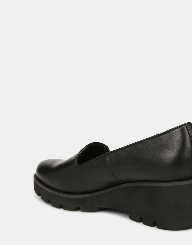 Vionic - Willa Wedge - Black Leather