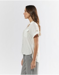 Vero Moda - Bumpy Buttoned Shirt