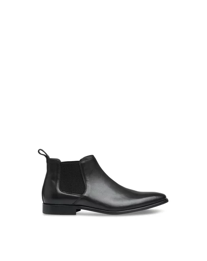 yd. - New York Chelsea Leather Boot