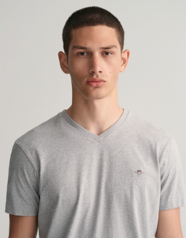 Gant - Slim Fit Shield V-Neck T-Shirt