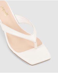 Verali - Martha Kitten Heel Thongs