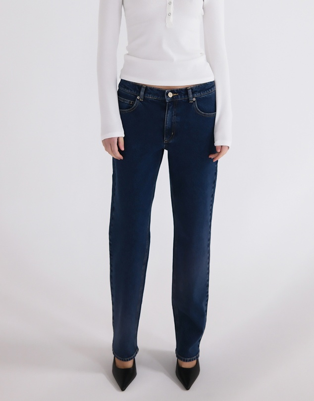 Abrand - 95 Straight Jeans - ICONIC EXCLUSIVE