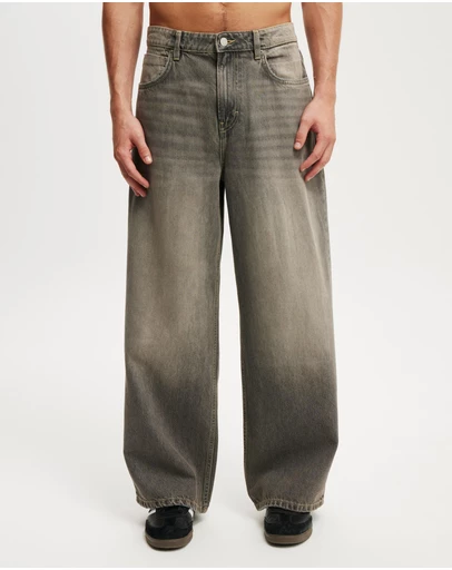 Cotton On - Super Baggy Jeans