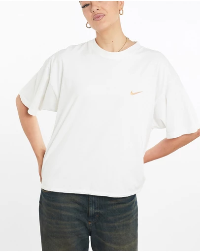 Vintage by The Real Deal - Pre Loved - Vintage 90s Nike Box Fit Tee