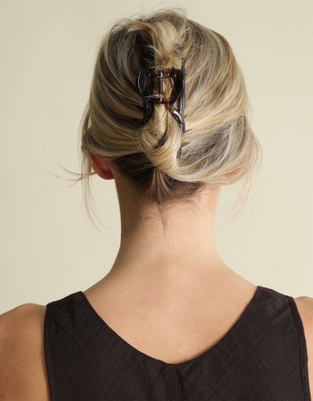 Morgan & Taylor - Delphie Hair Claw Set in Brown