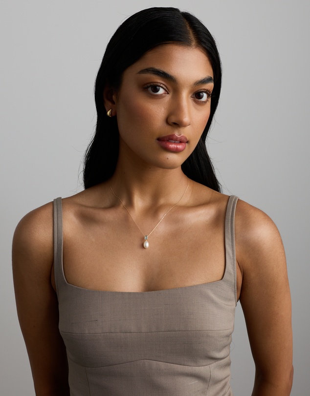 Michael Hill - Aquamarine and Cultured Freshwater Pearl Drop Necklace in 10kt Yellow Gold