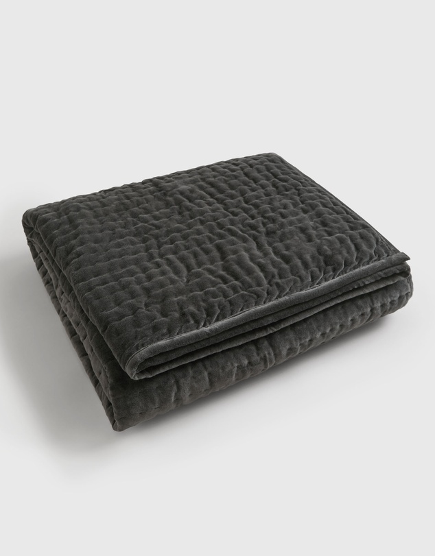 Country Road - Toba Throw