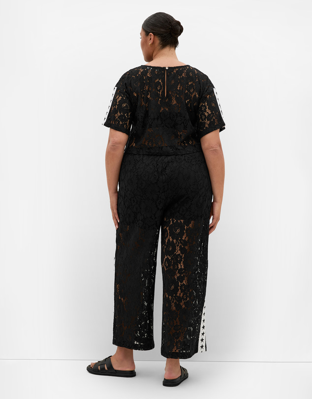 City Chic - Plus size Star Lace Crop Top - black