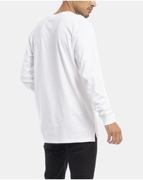 DVNT - Devoid Premium Long Sleeve
