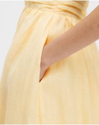 Minima Esenciales - Thalia Halter Midi Dress