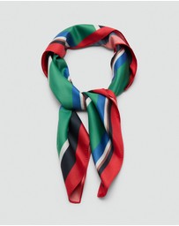 M.N.G - Marcela Scarf